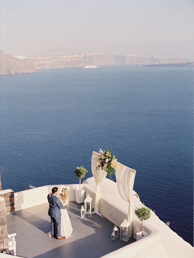 Canaves Oia — Sunset ceremony